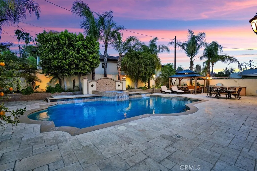 3548 LA Crescenta Ave