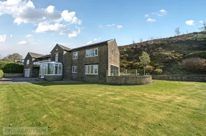 House in Bradford, West Yorkshire, United Kingdom 5 bedrooms