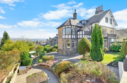 5 bed semi-detached house for sale